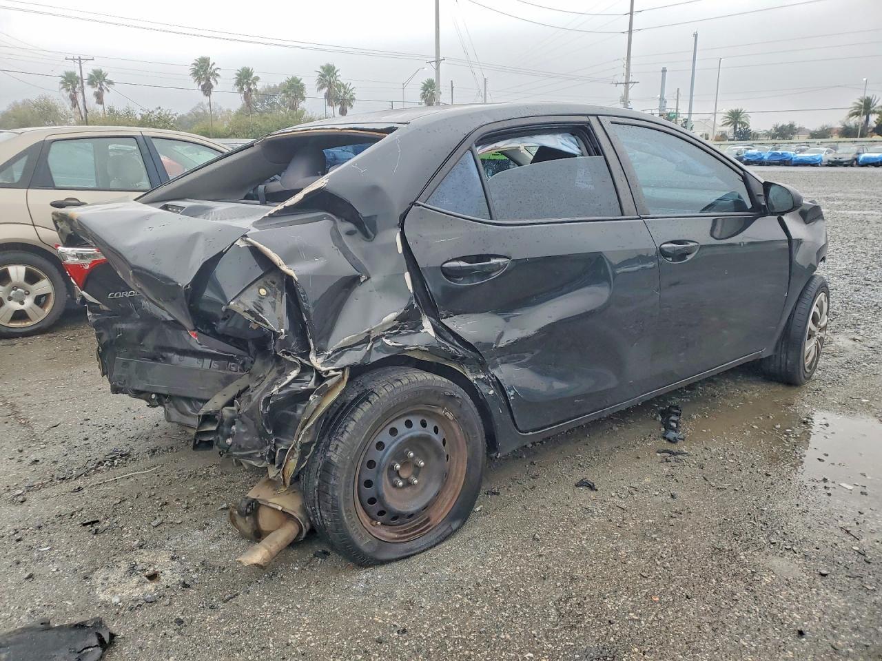 2014 Toyota Corolla Le - Фото 3