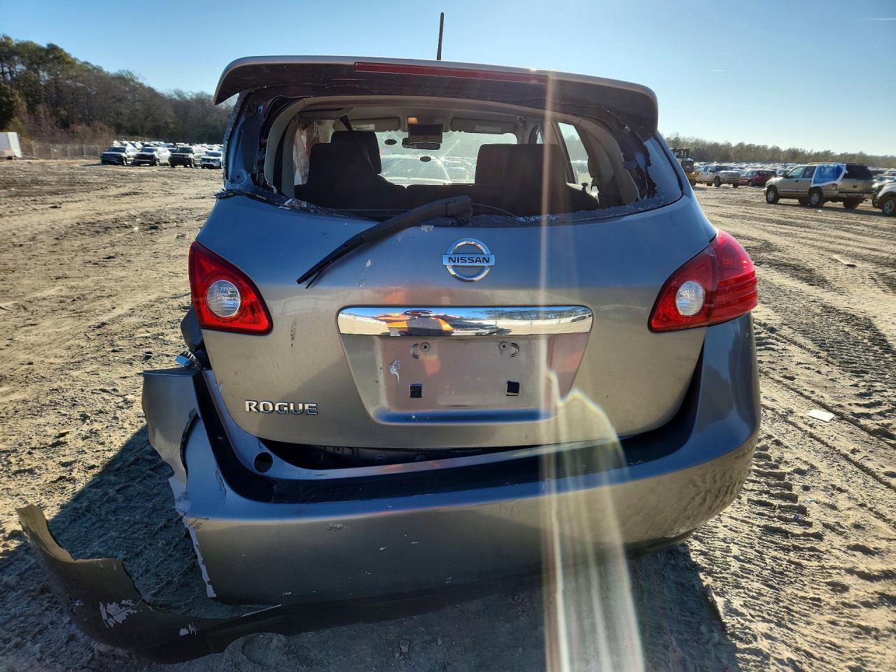 2013 Nissan Rogue S - Фото 6