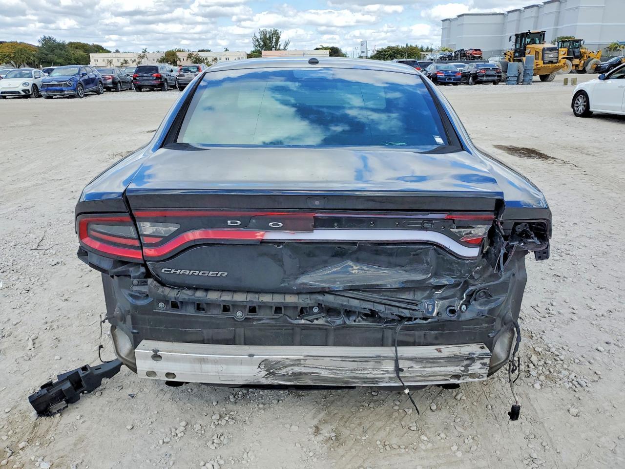 2021 Dodge Charger Sxt - Фото 6