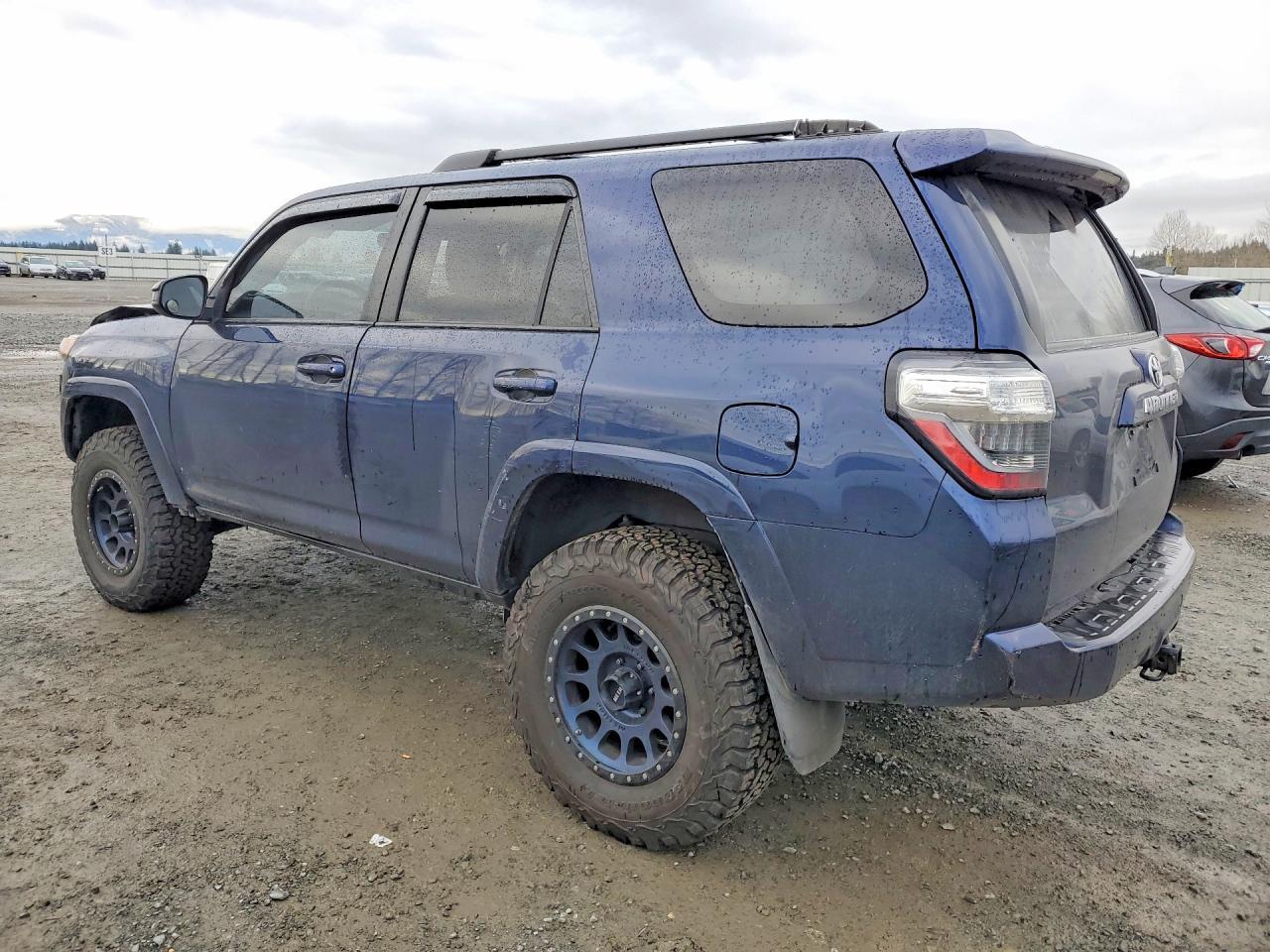 2015 Toyota 4Runner Sr5 - Фото 2