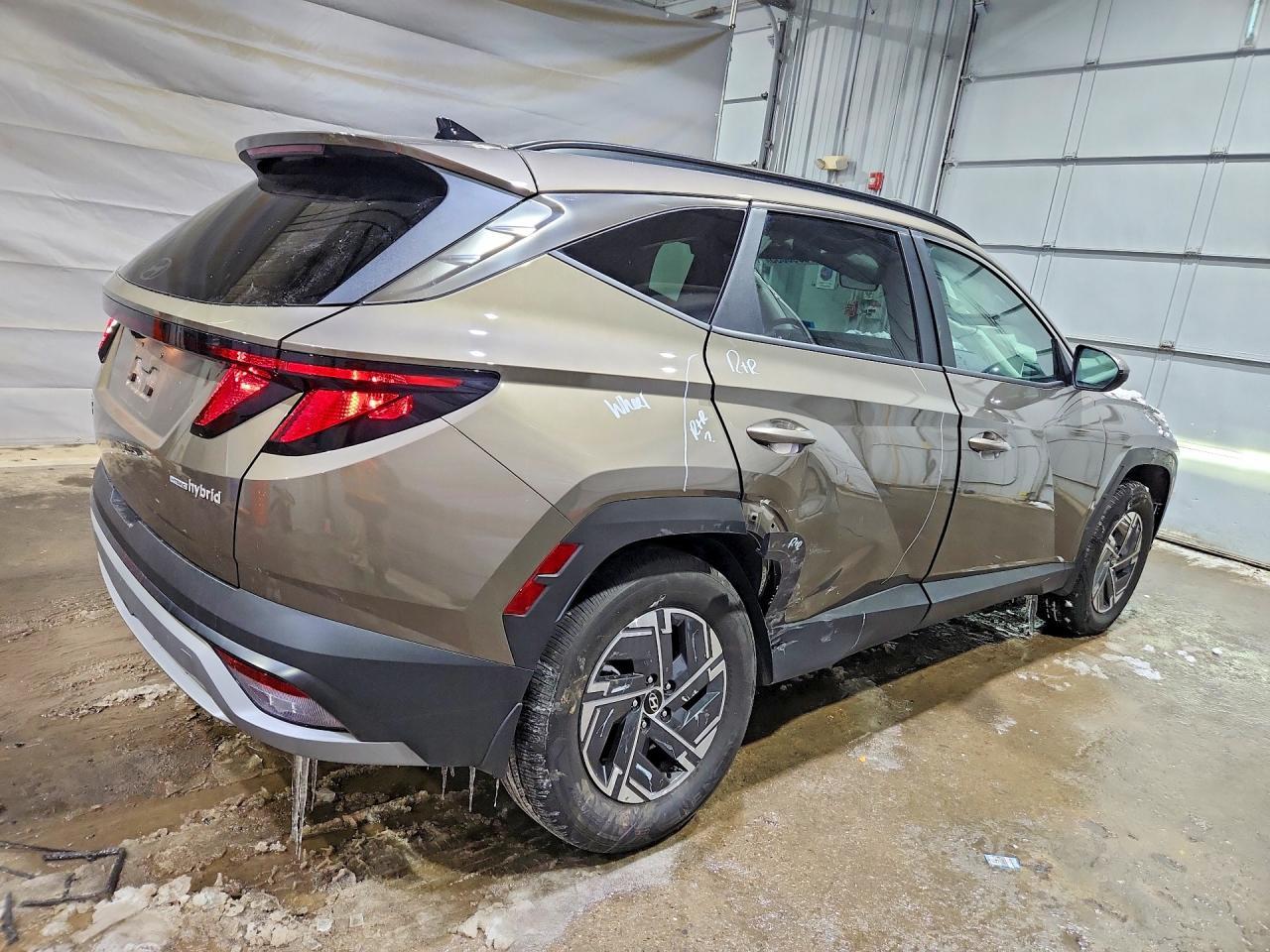 2025 Hyundai Tucson - Image 3