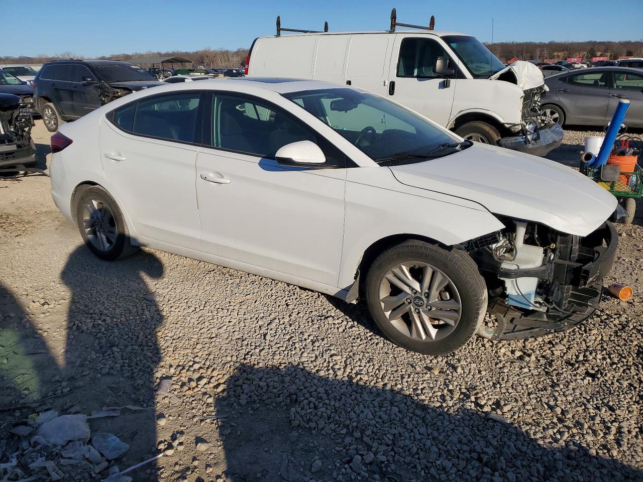 2019 Hyundai Elantra Value Edition - Фото 4