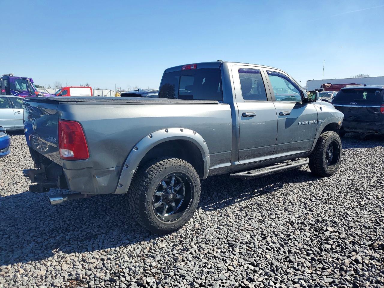 2012 Dodge Ram 1500 Sport - Фото 3