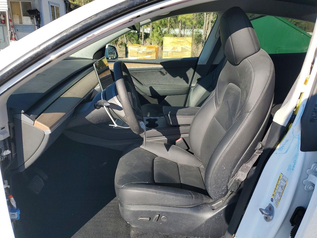 2024 Tesla Model Y - Фото 7