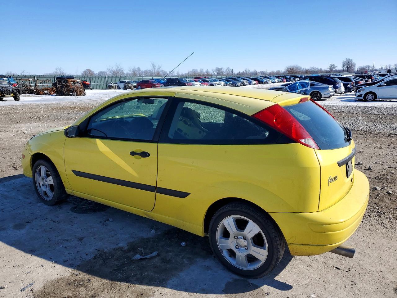 2003 Ford Focus Zx3 - Фото 2