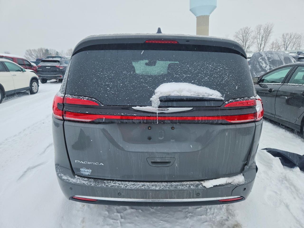 2025 Chrysler Pacifica Select - Фото 6