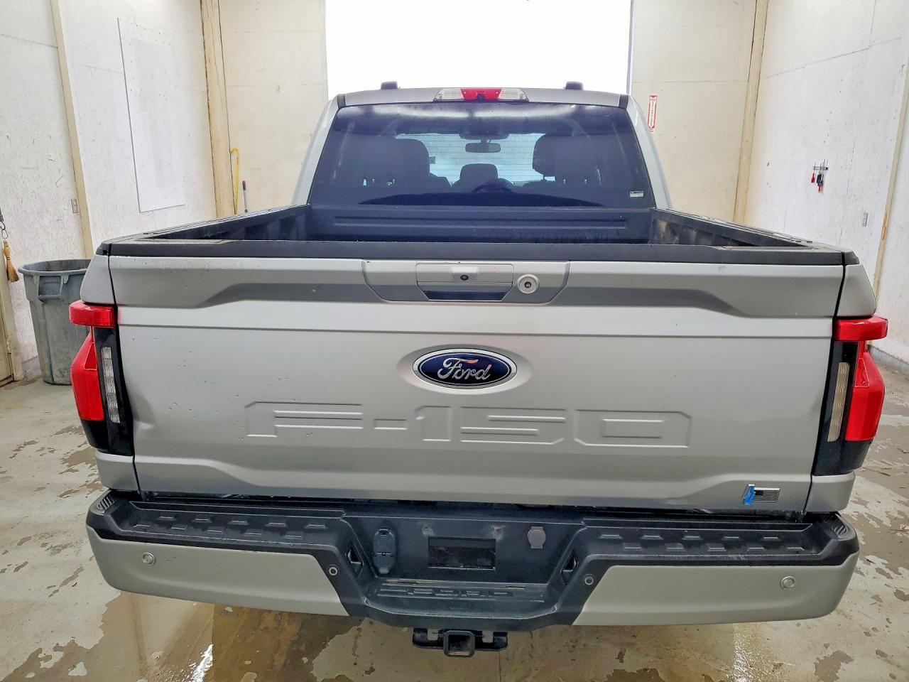 2023 Ford F150 Lightning Pro - Image 6