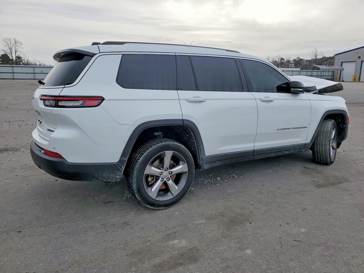 2021 Jeep Grand Cherokee L Limited - Image 3