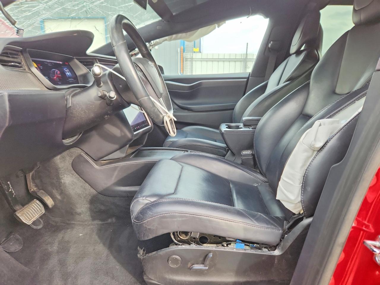2018 Tesla Model X - Image 7