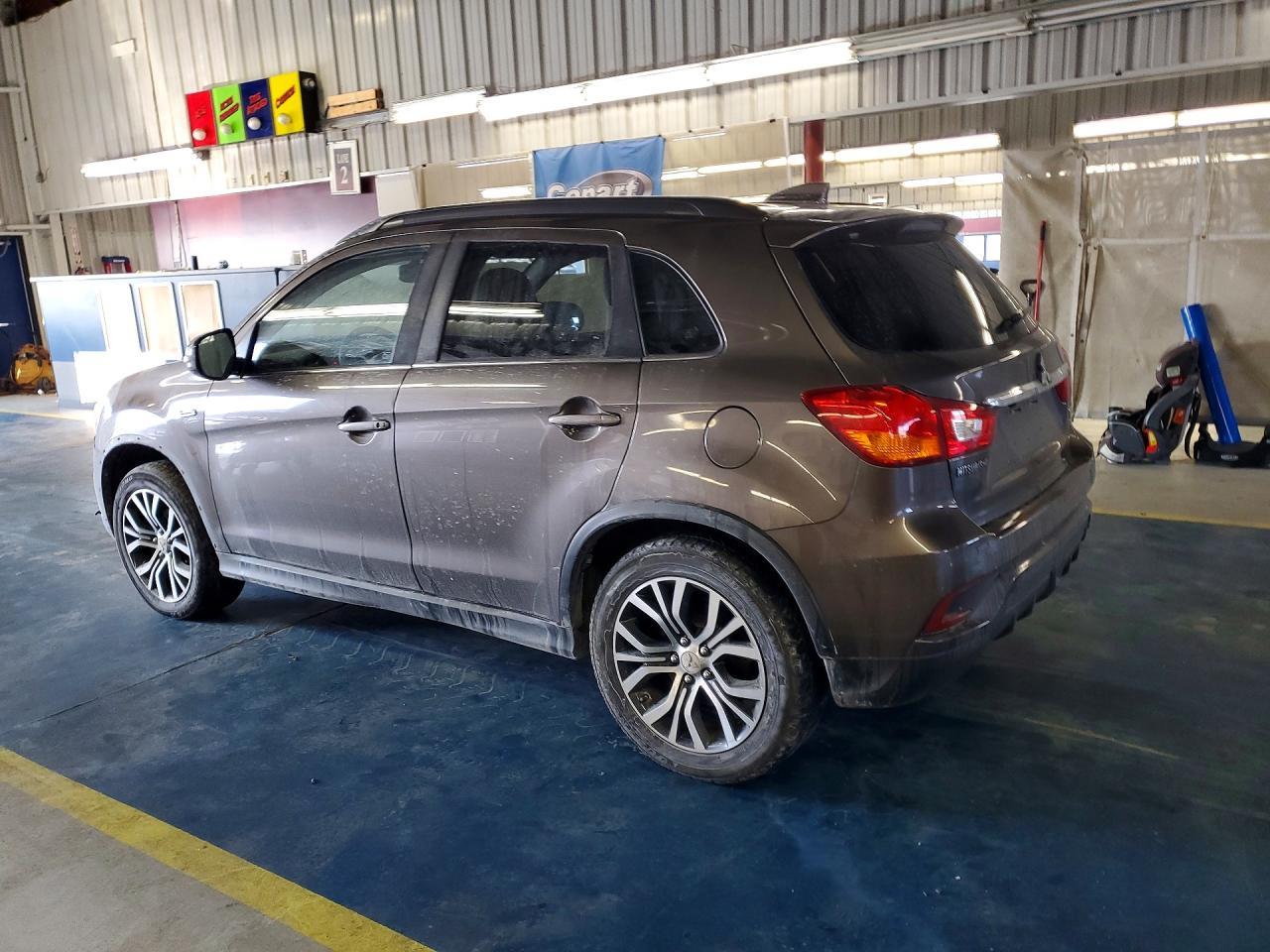 2018 Mitsubishi Outlander Sport Sel - Фото 2