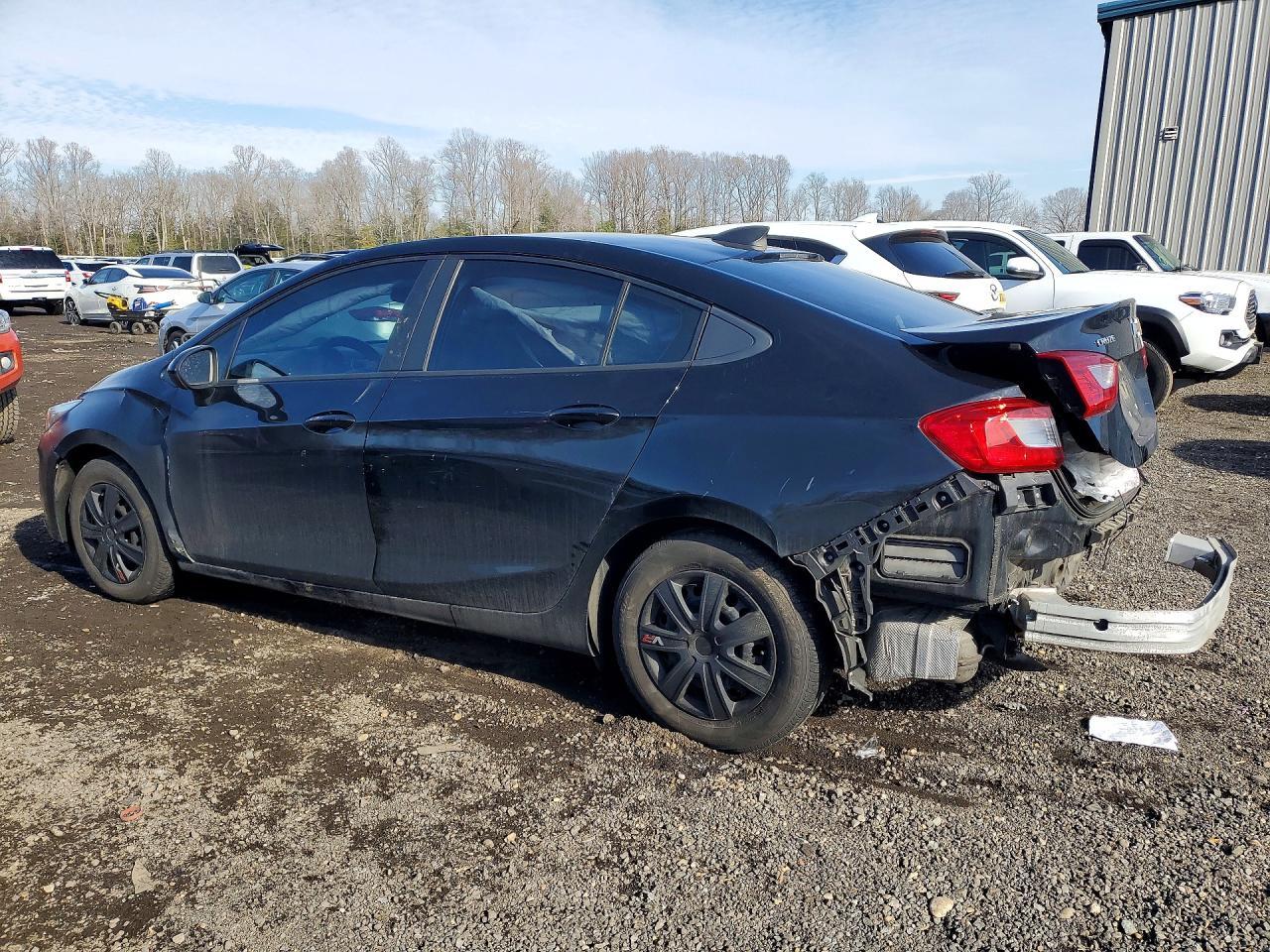 2019 Chevrolet Cruze Ls - Image 2