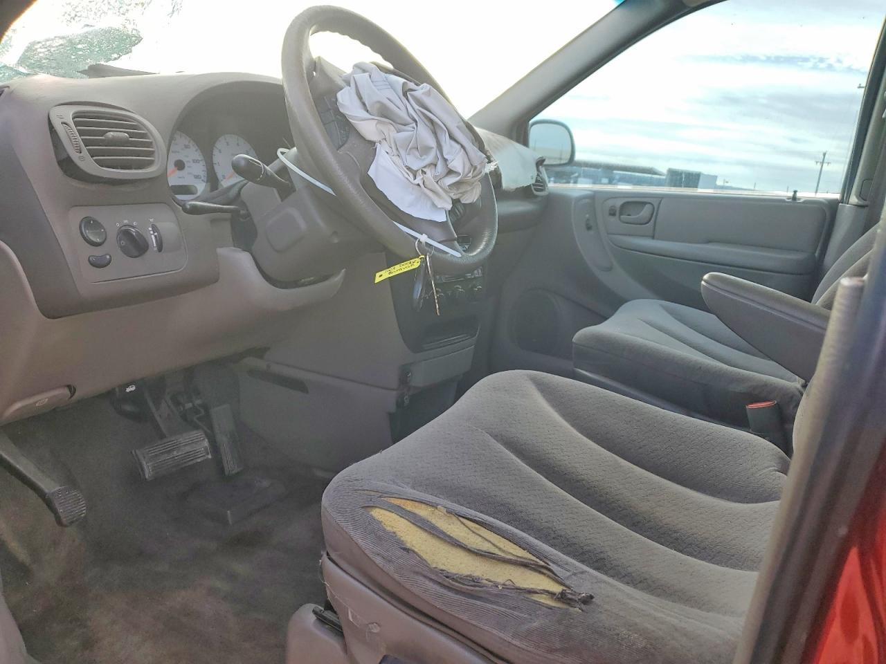 2003 Dodge Grand Caravan Sport - Image 7