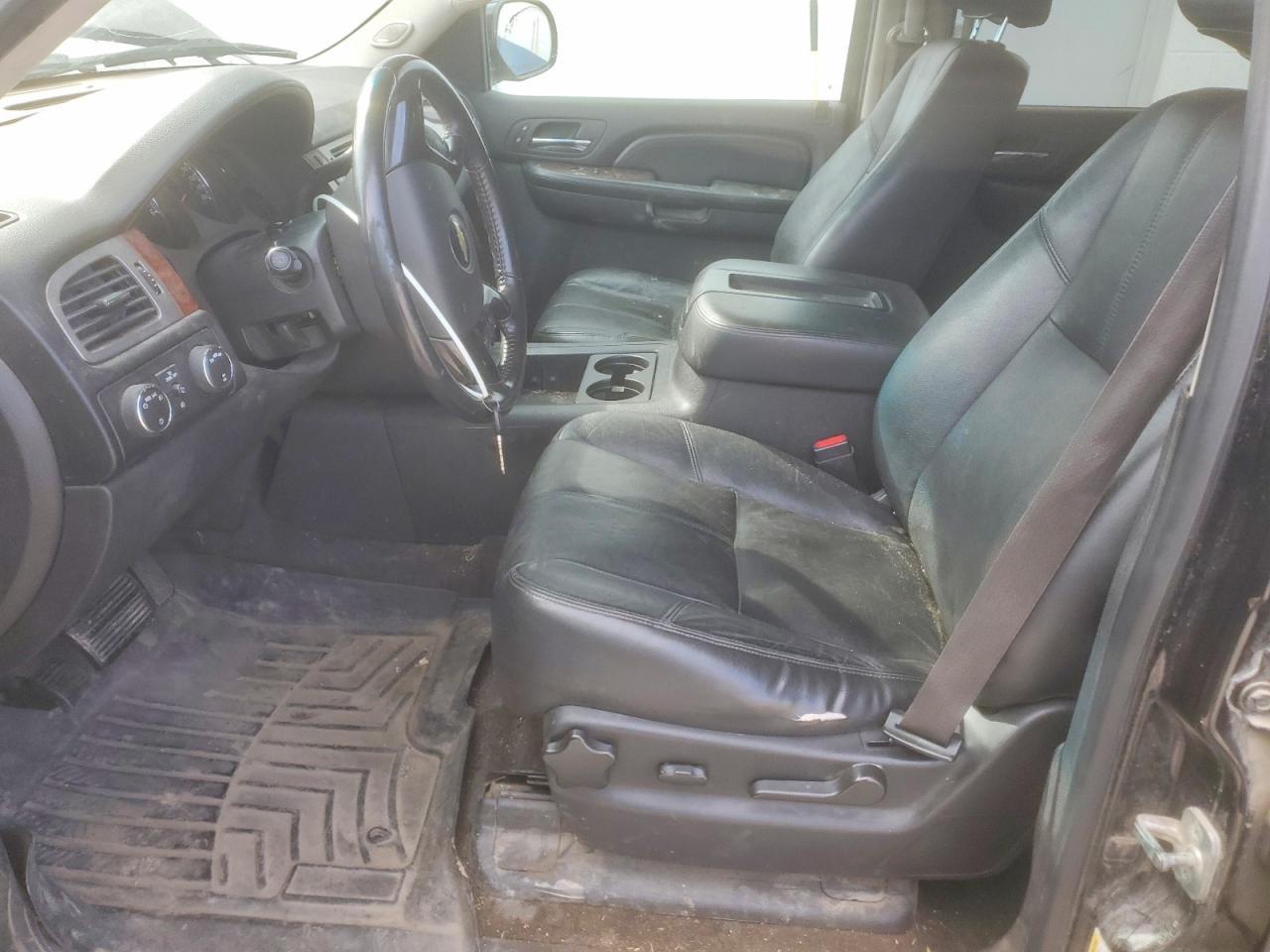 2012 Chevrolet Suburban K1500 Lt - Image 7