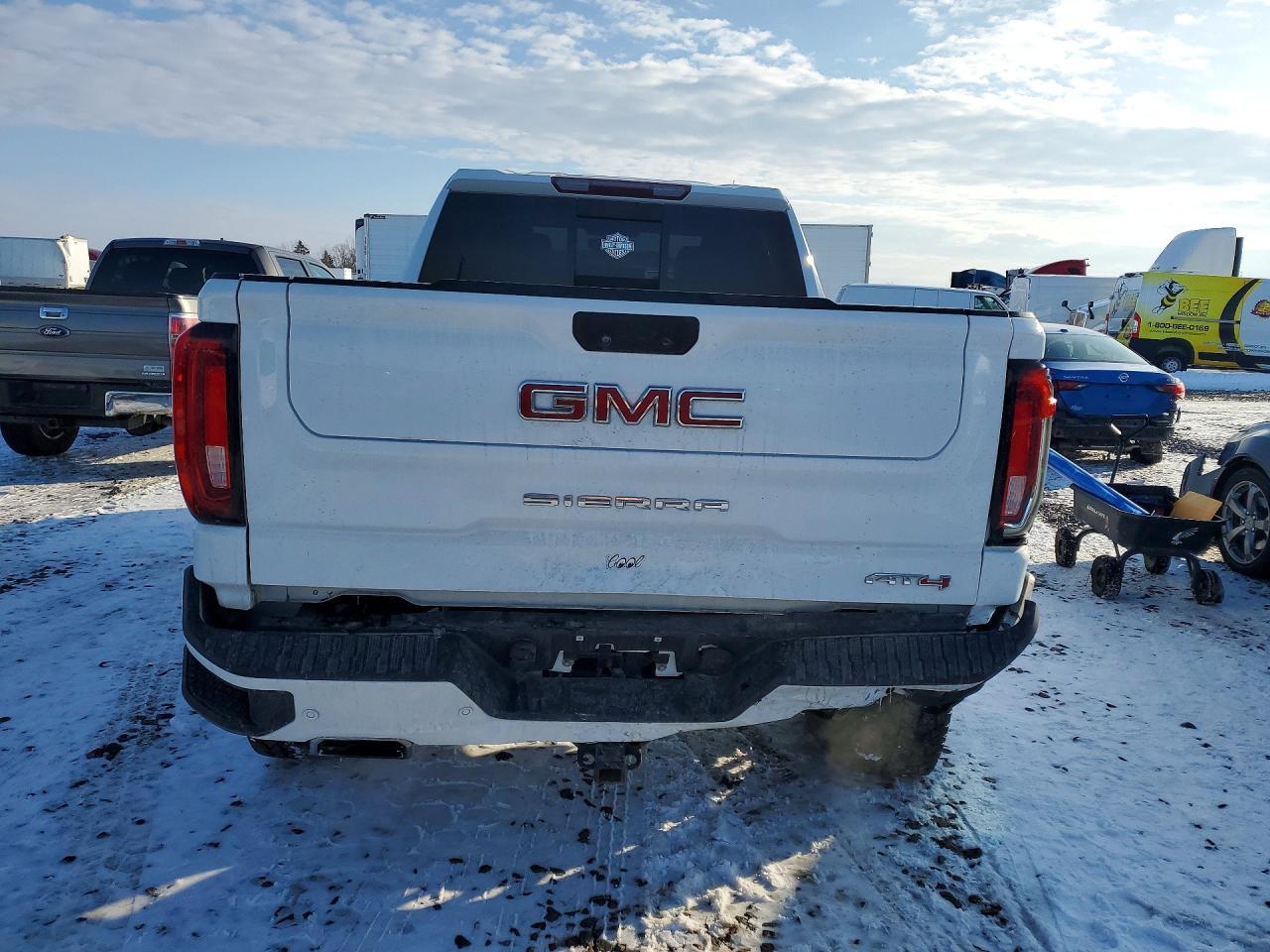 2019 GMC Sierra K1500 At4 - Фото 6
