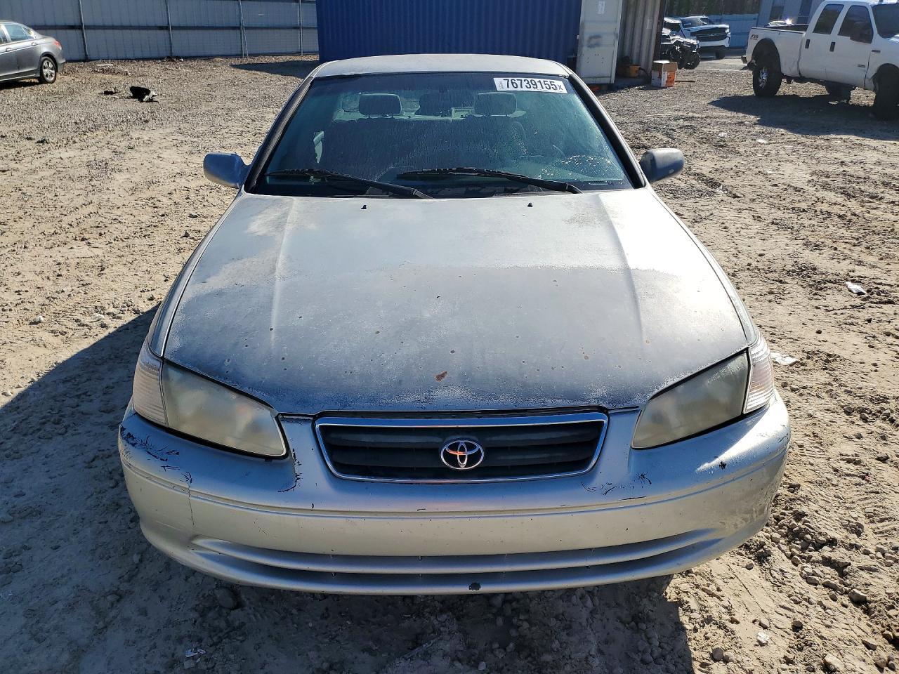 2000 Toyota Camry Ce - Image 5