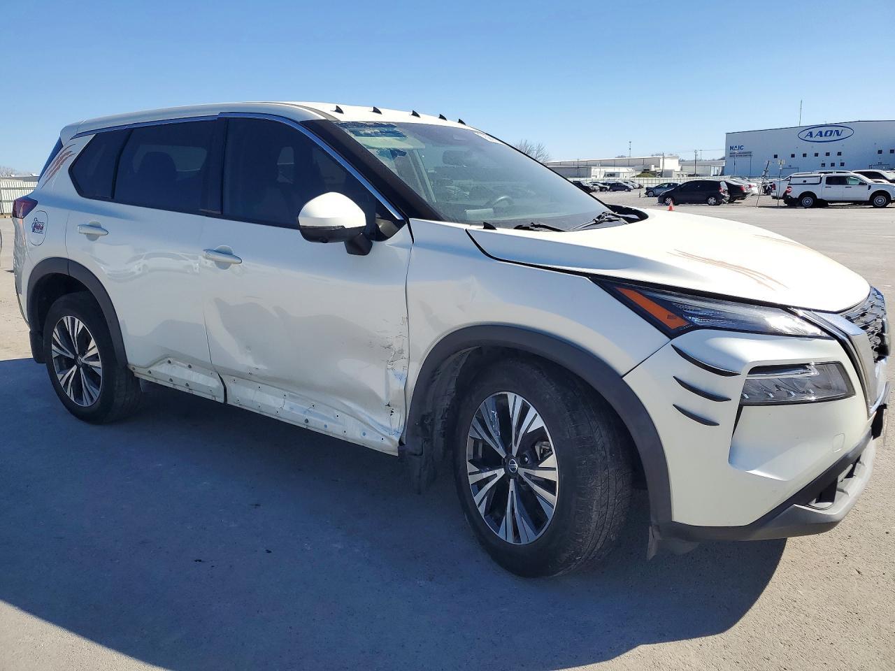 2021 Nissan Rogue Sv - Фото 4