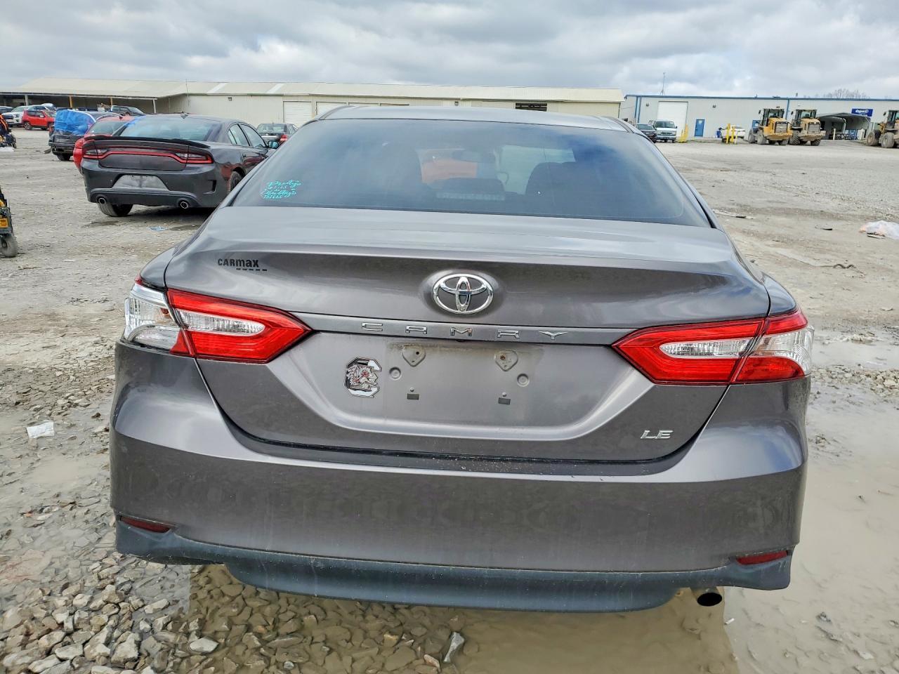 2018 Toyota Camry L - Фото 6