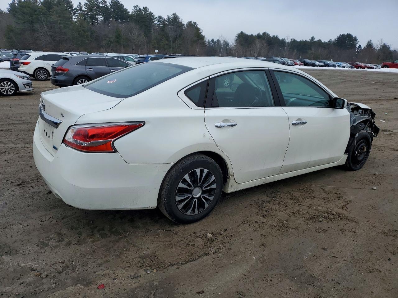 2014 Nissan Altima 2.5 - Фото 3