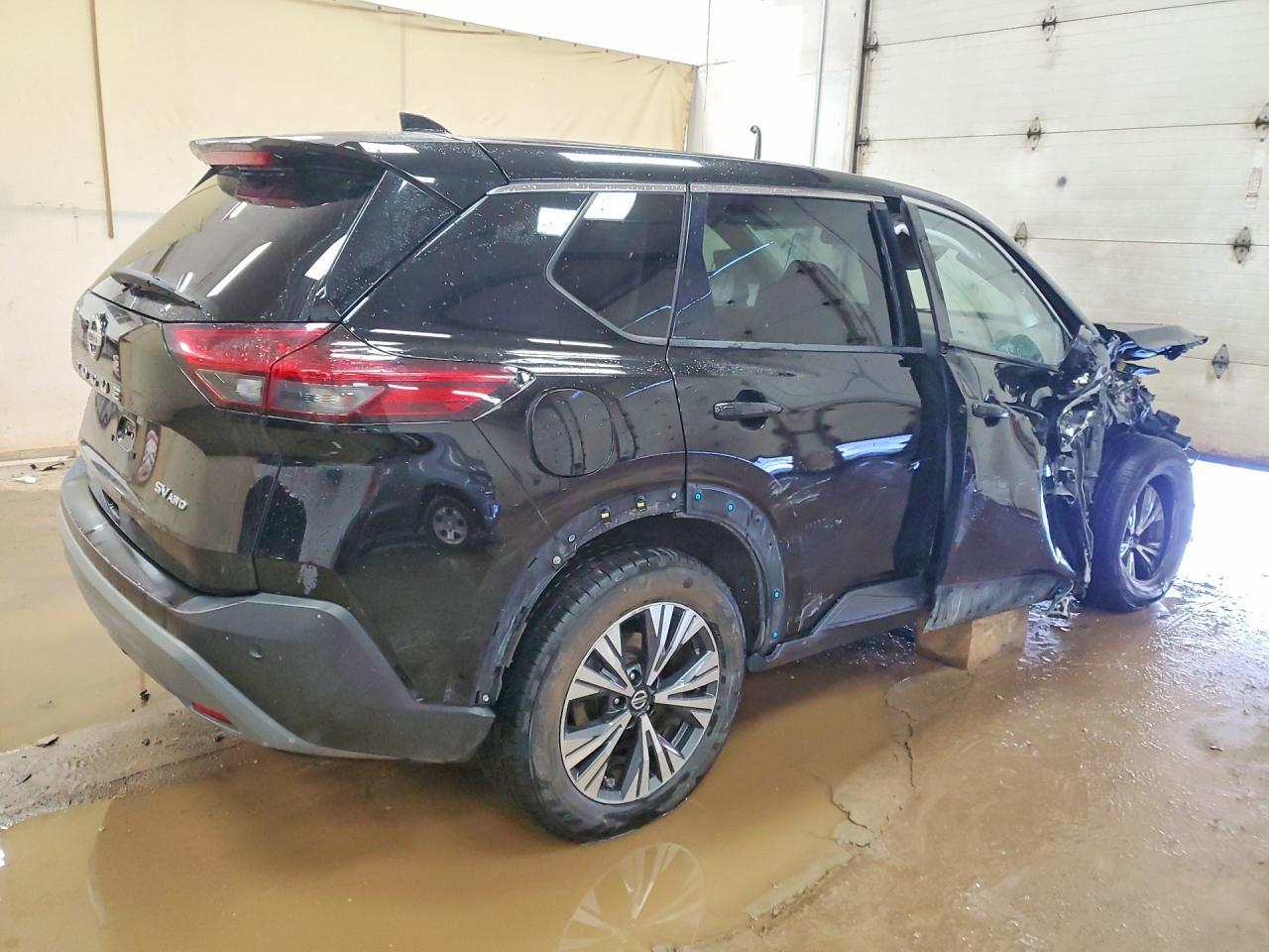 2021 Nissan Rogue Sv - Image 3