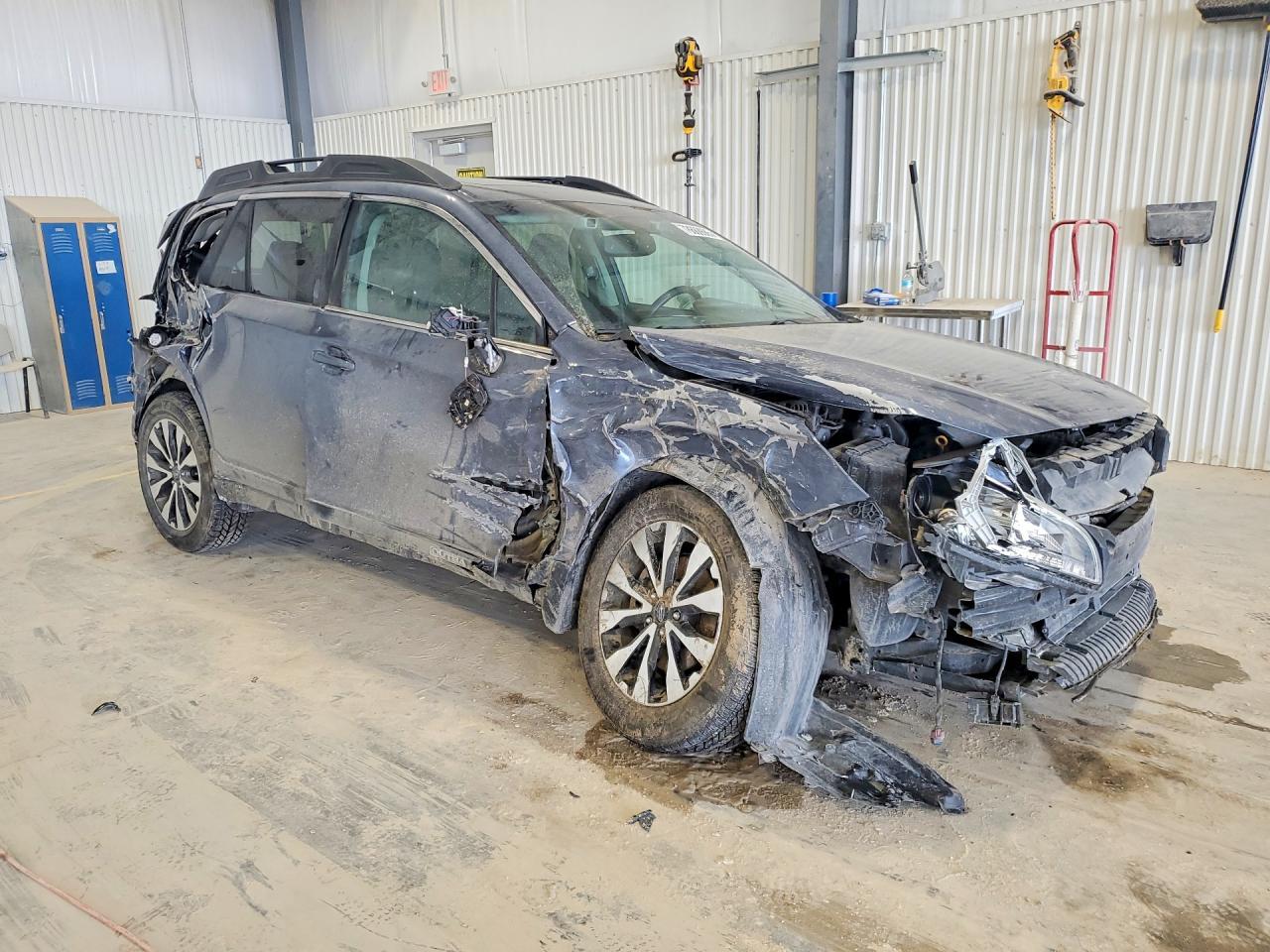 2016 Subaru Outback 2.5I Limited - Image 4