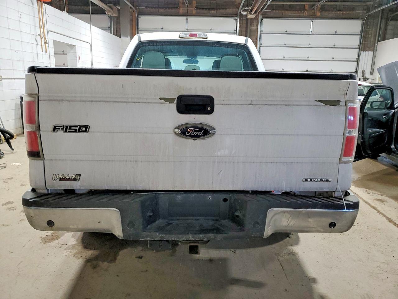 2014 Ford F150 Super Cab - Фото 6