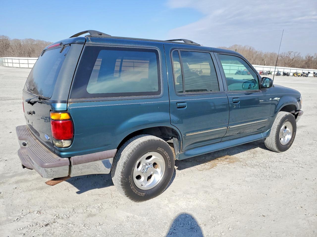 1997 Ford Explorer - Image 3