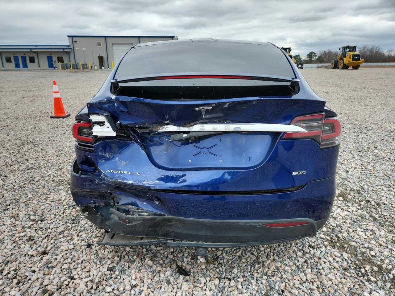 2016 Tesla Model X - Фото 6