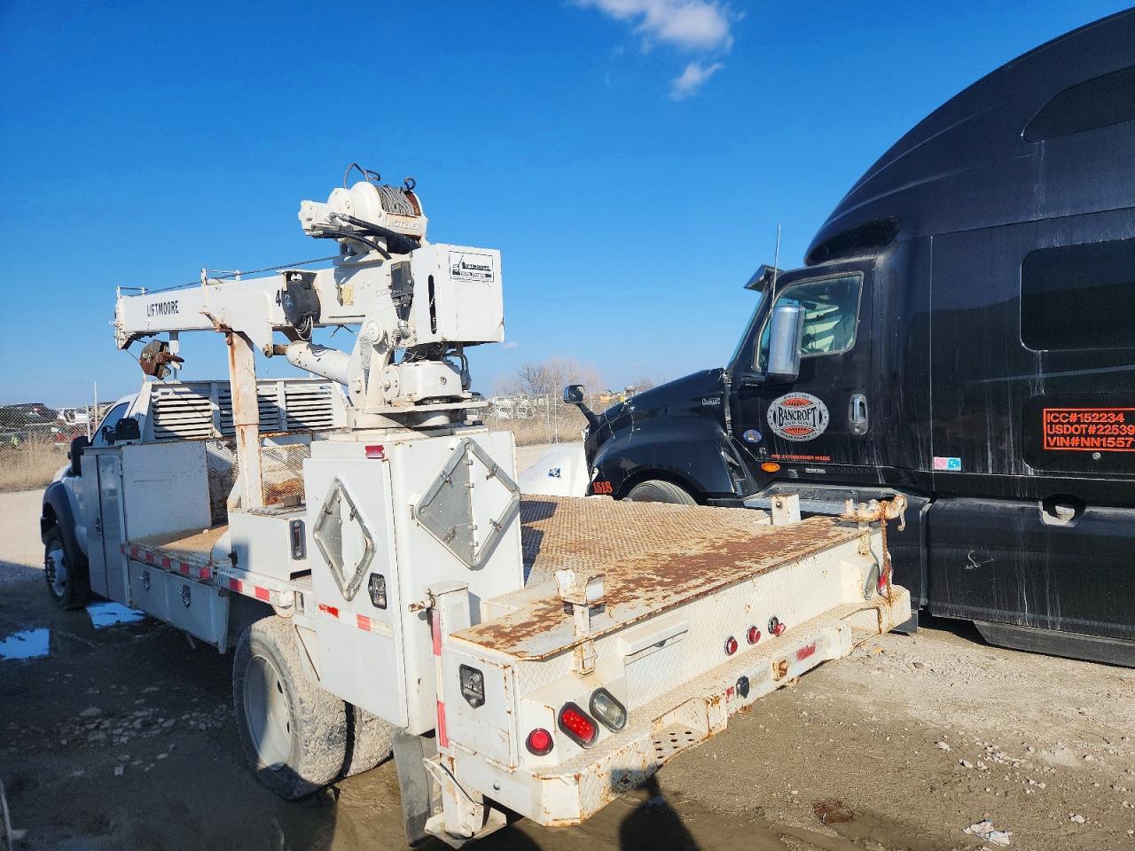 2014 Ford F550 Super Duty Crane Truck - Image 3