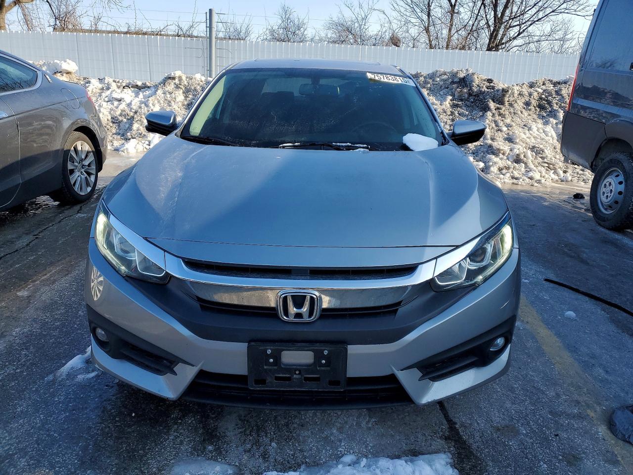 2016 Honda Civic Exl - Фото 5