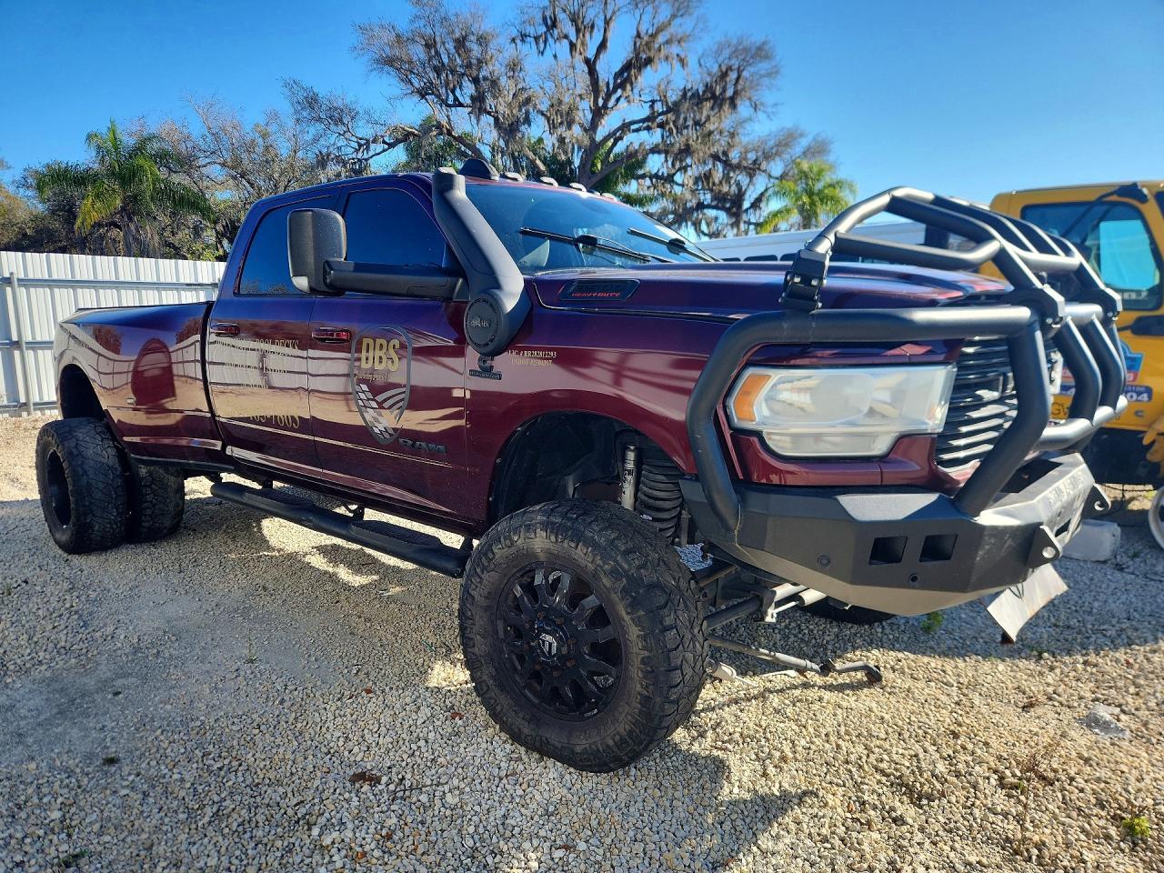 2019 Ram 3500 Big Horn Crew C - Фото 4