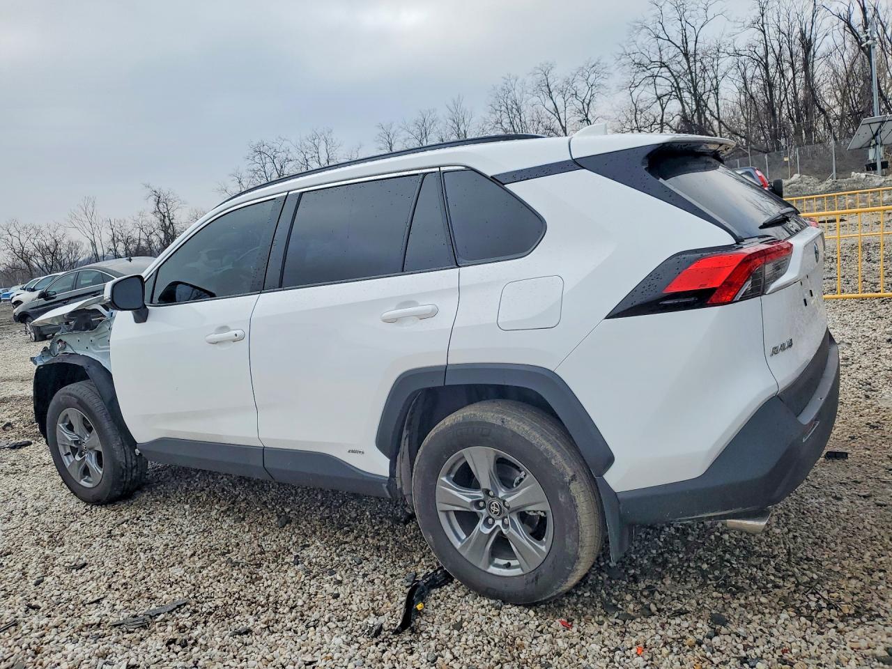 2025 Toyota Rav4 Xle - Фото 2
