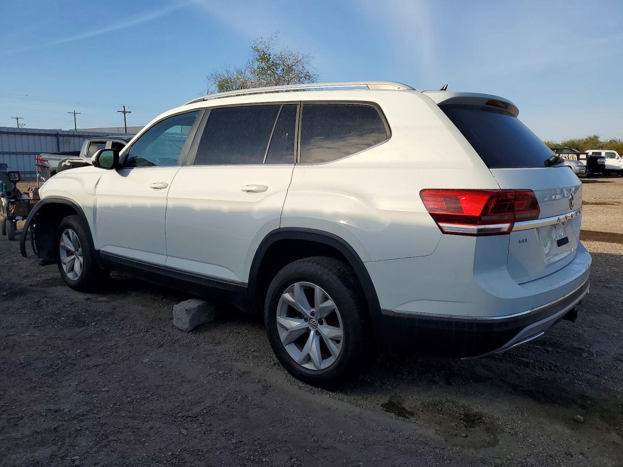2018 Volkswagen Atlas Sel - Image 2