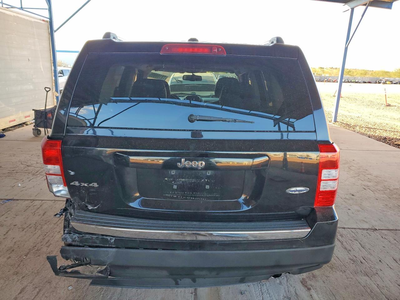 2017 Jeep Patriot - Image 6