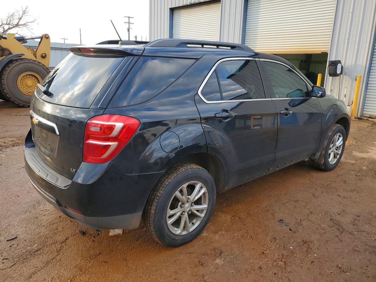 2017 Chevrolet Equinox Lt - Image 3