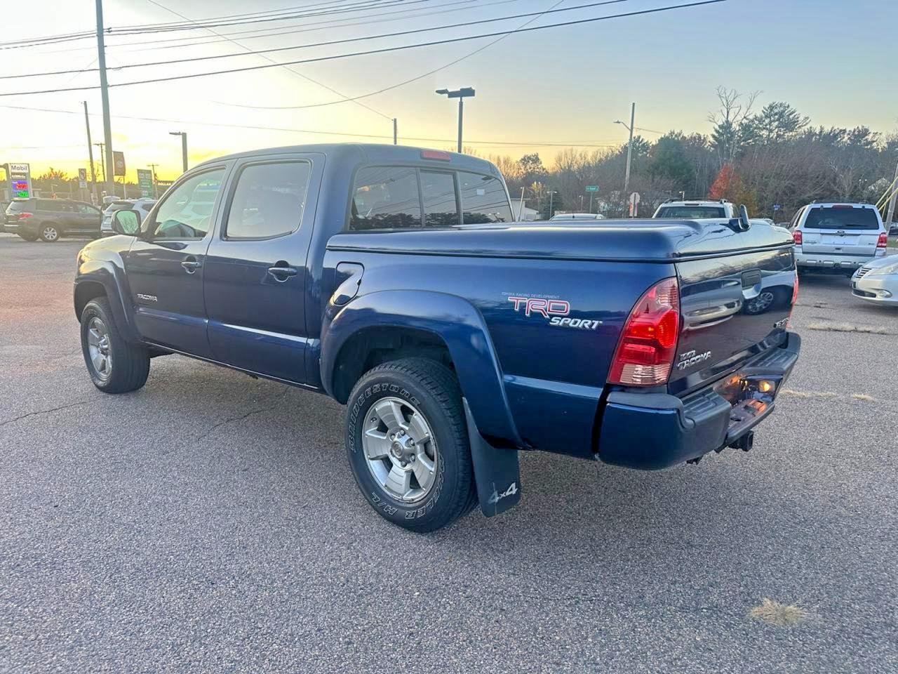 2007 Toyota Tacoma V6 - Image 3