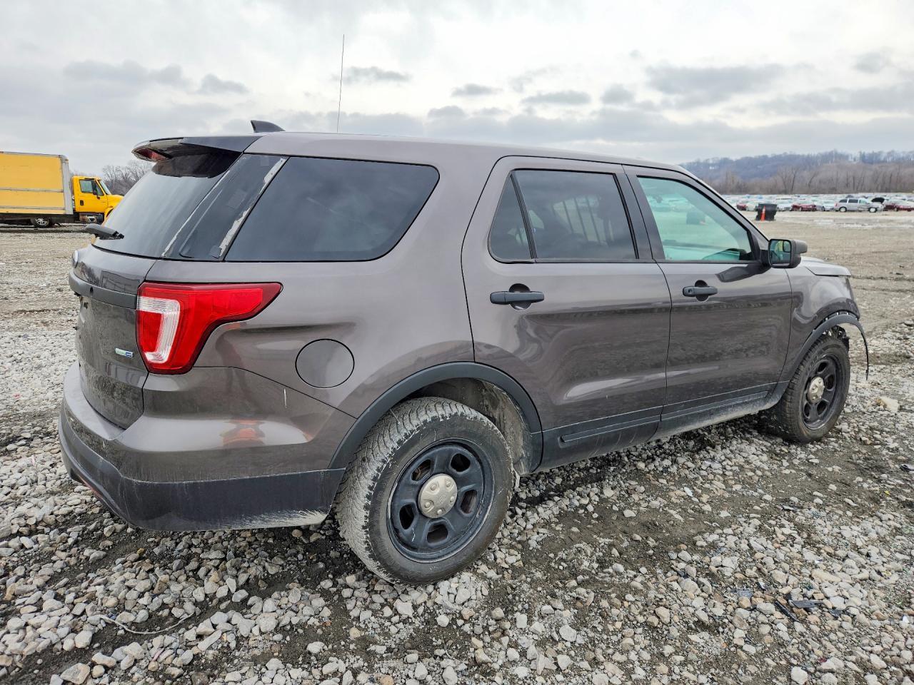 2017 Ford Explorer Police Interceptor - Image 3