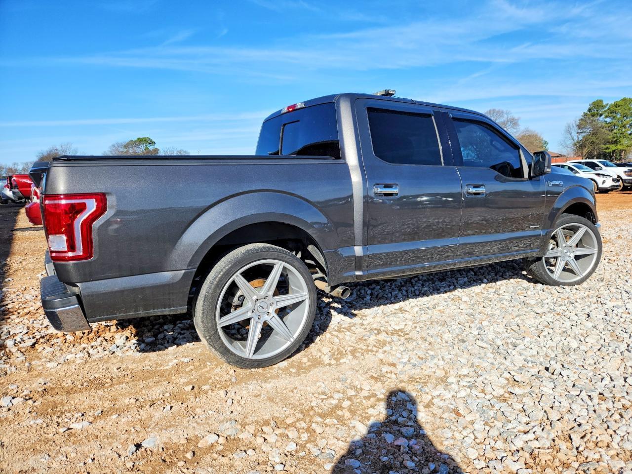 2017 Ford F150 Supercrew - Image 3