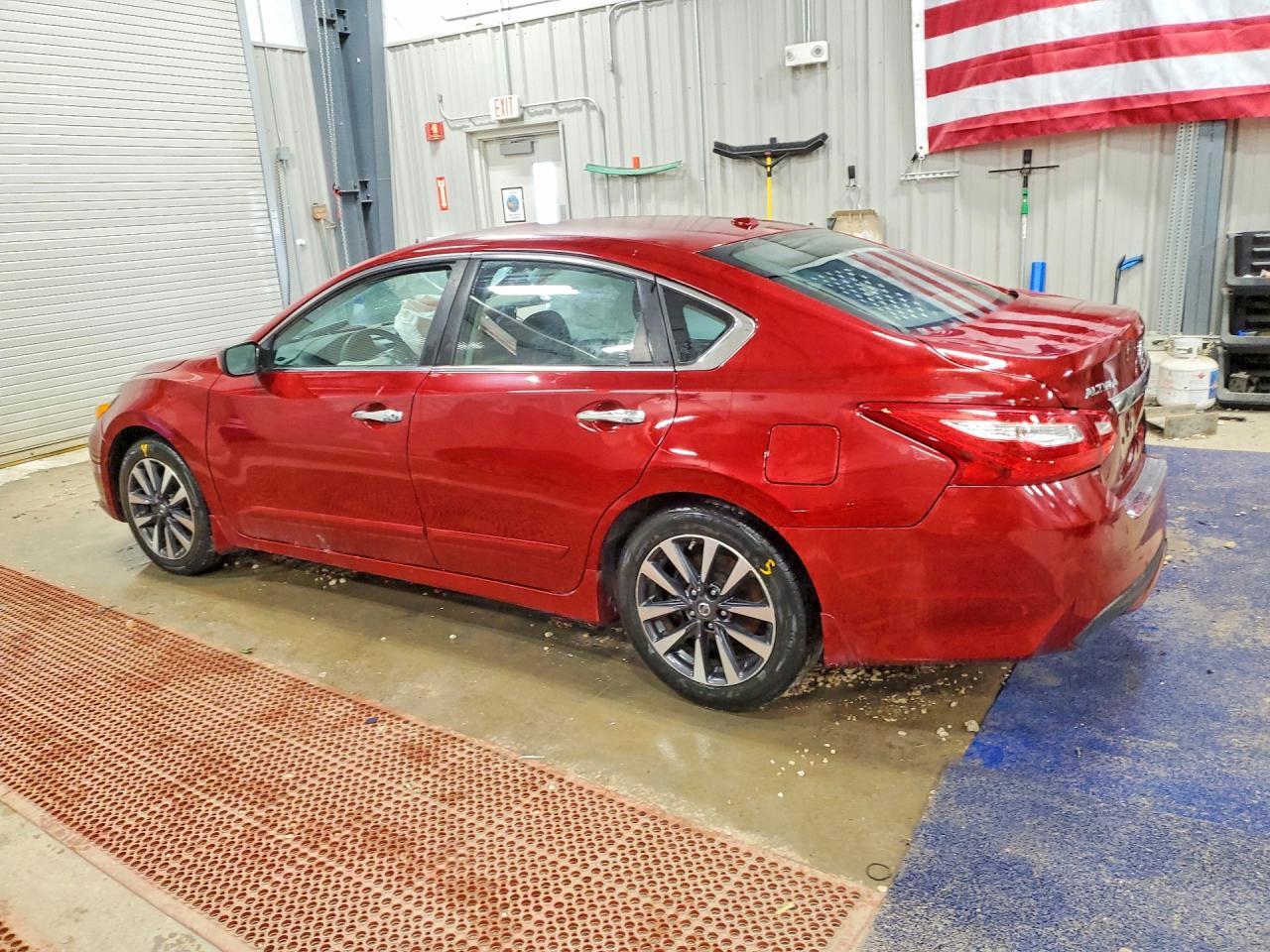 2017 Nissan Altima 2.5 - Image 2