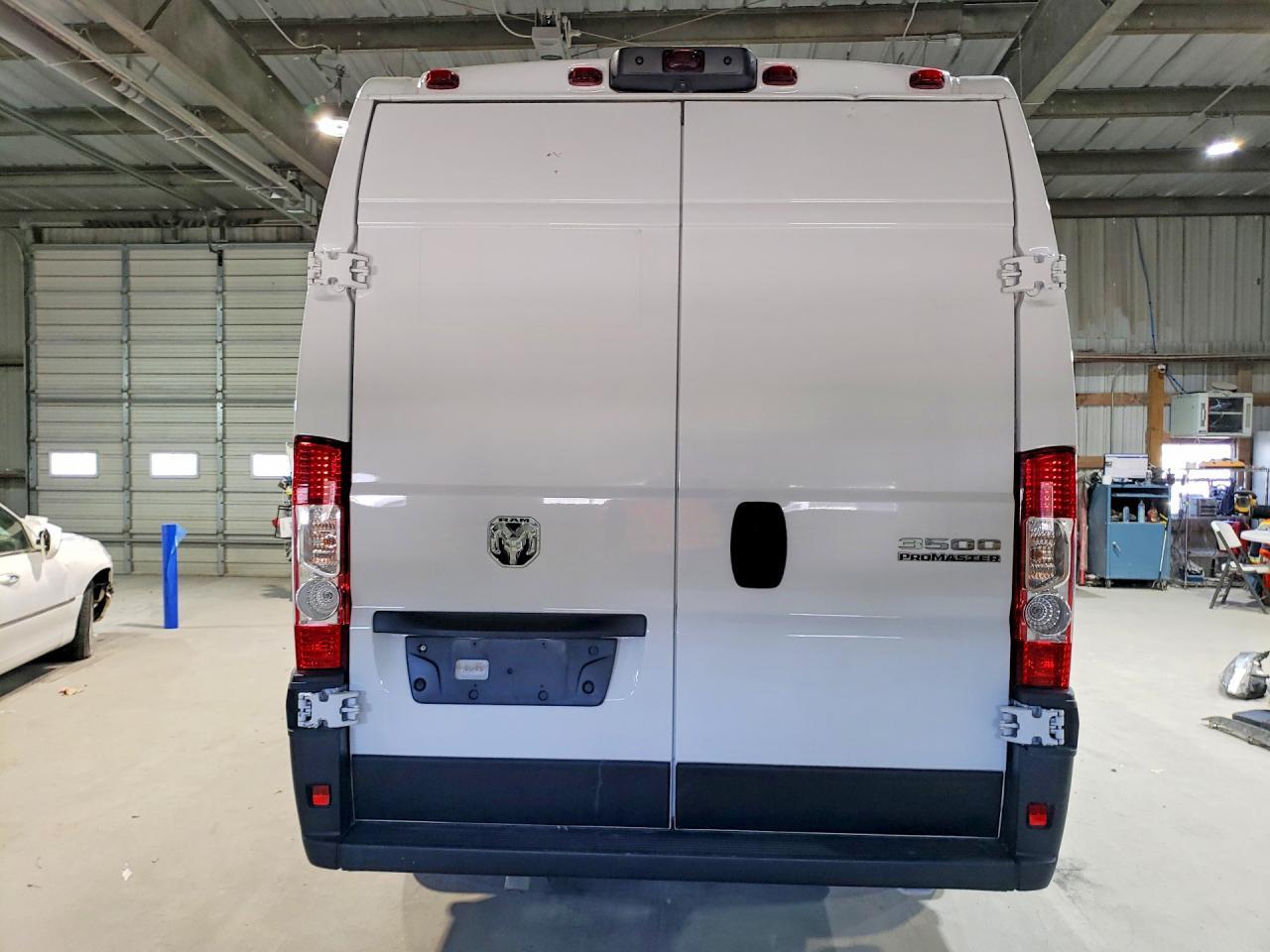 2023 Ram Promaster 3500 Delivery Van - Фото 6