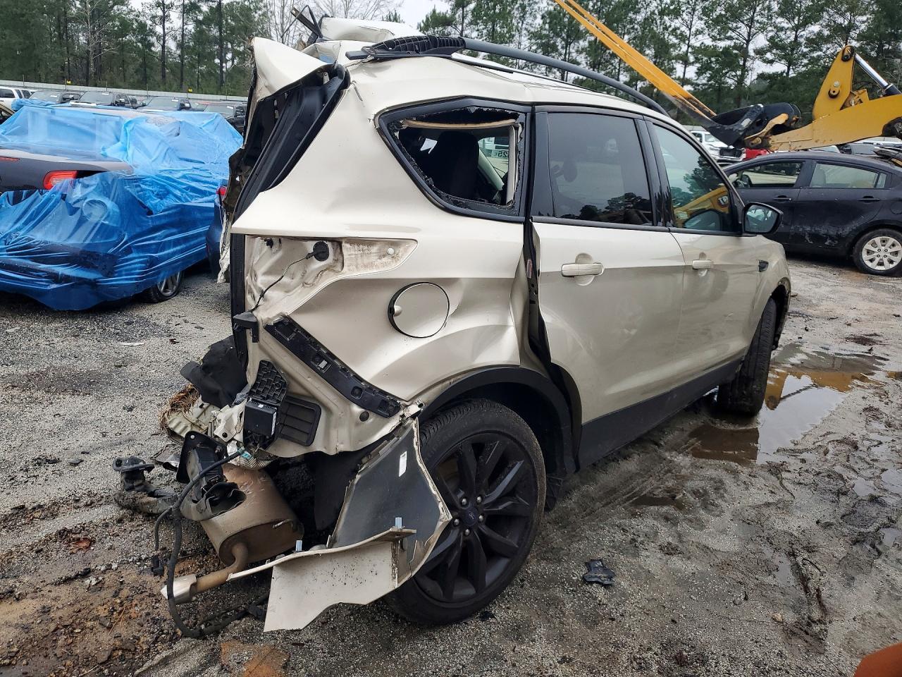 2017 Ford Escape Se - Фото 3