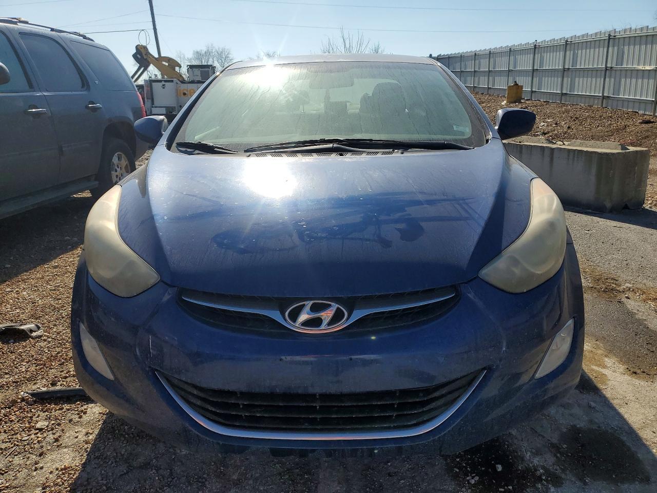 2013 Hyundai Elantra Gls - Фото 5