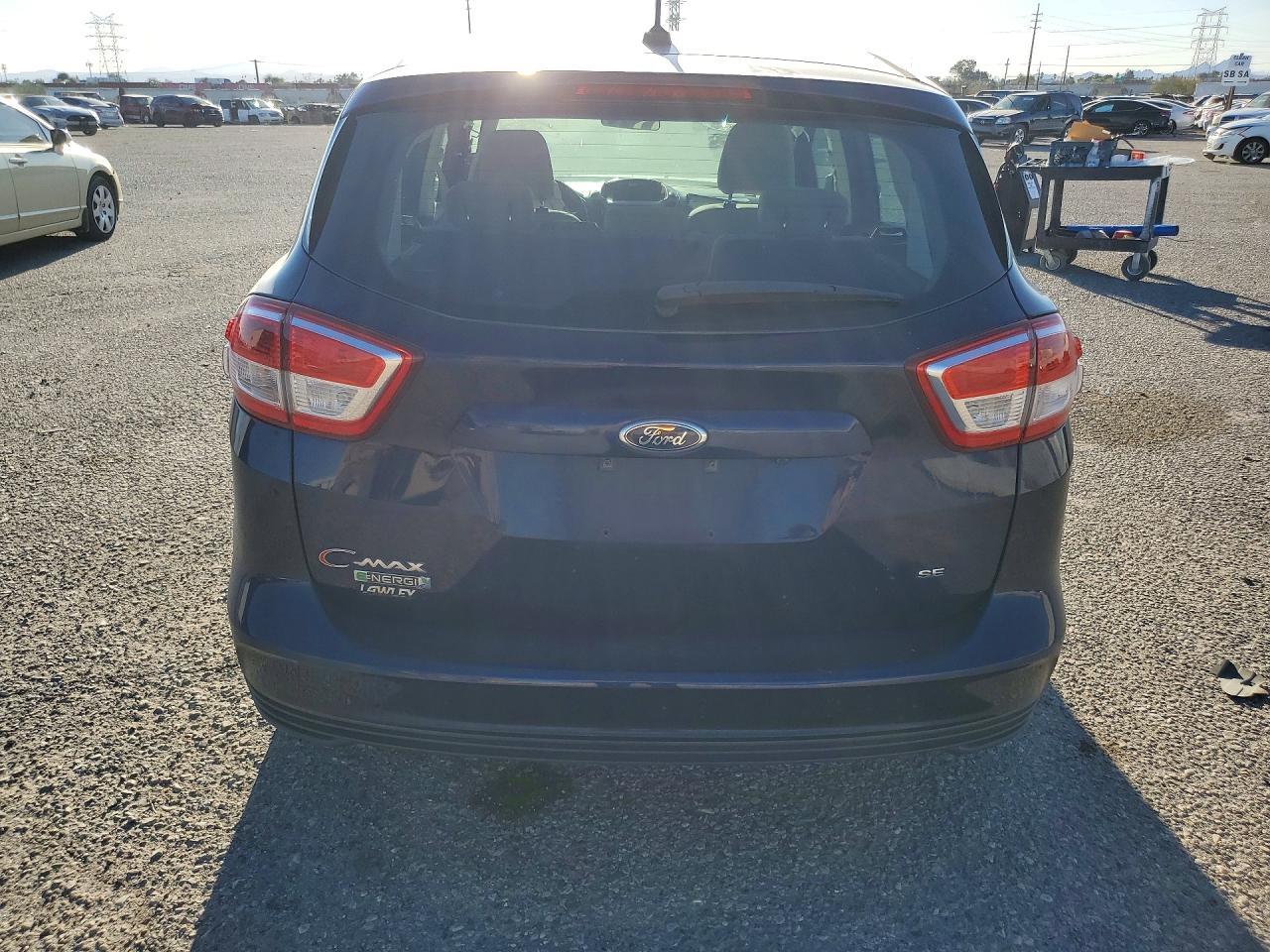 2017 Ford C-Max Se - Фото 6