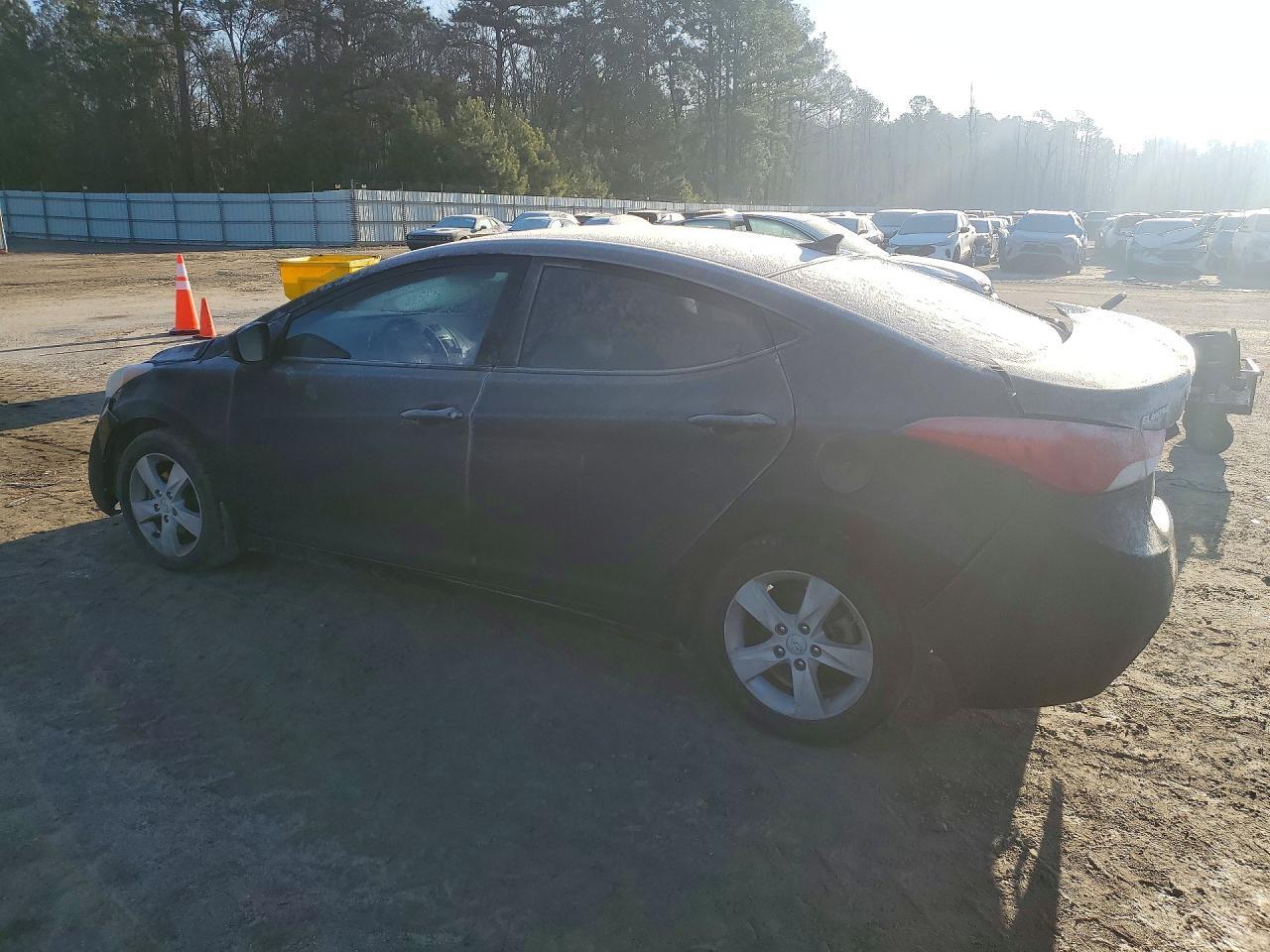 2013 Hyundai Elantra Gls - Фото 2