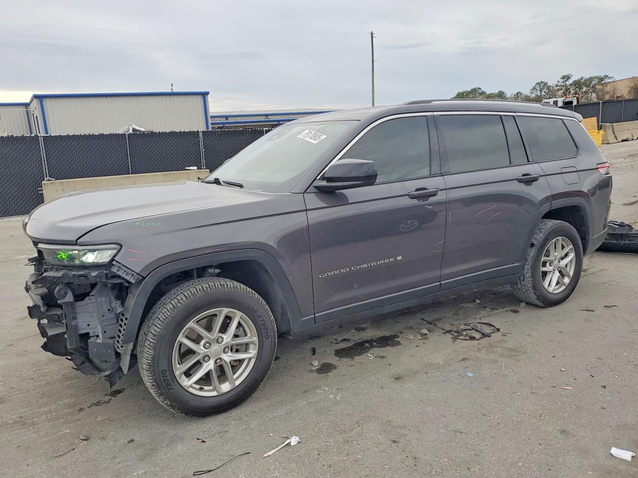 2022 Jeep Grand Cherokee L Laredo