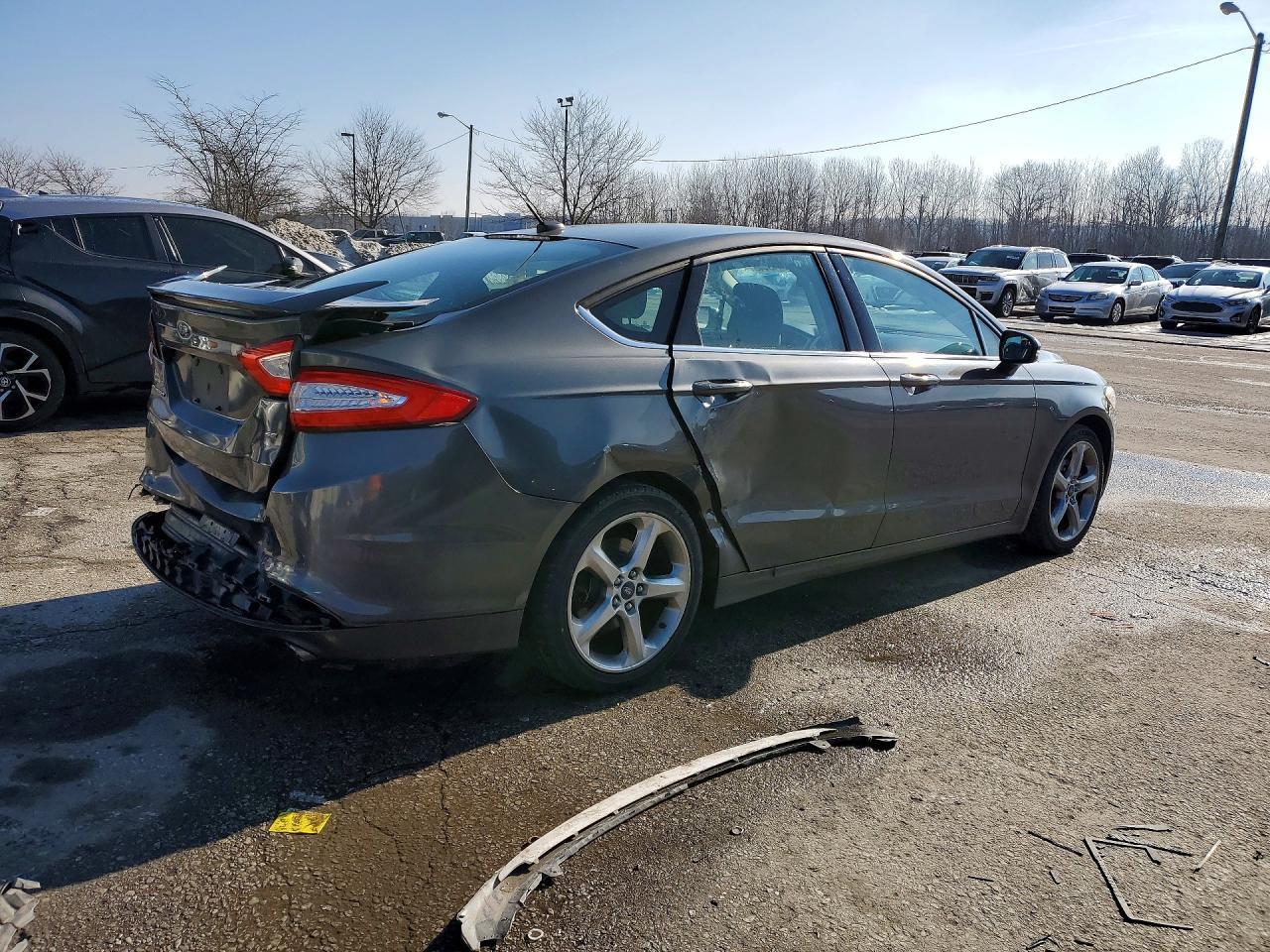 2015 Ford Fusion Se - Фото 3
