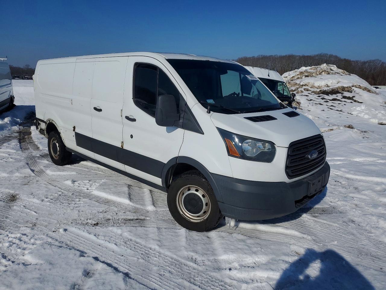 2015 Ford Transit T- T-250 - Фото 4