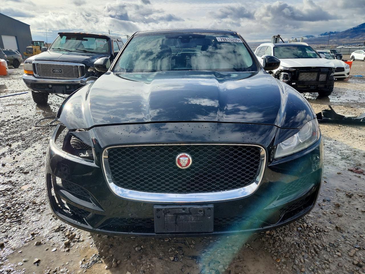 2017 Jaguar F-Pace Prestige - Image 5