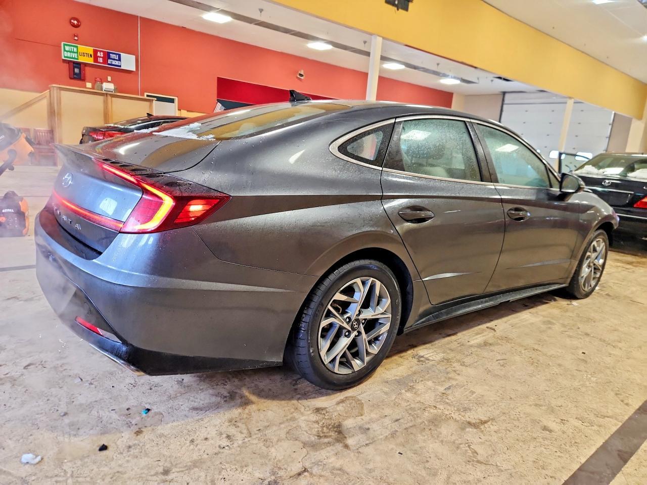 2022 Hyundai Sonata Sel - Image 3