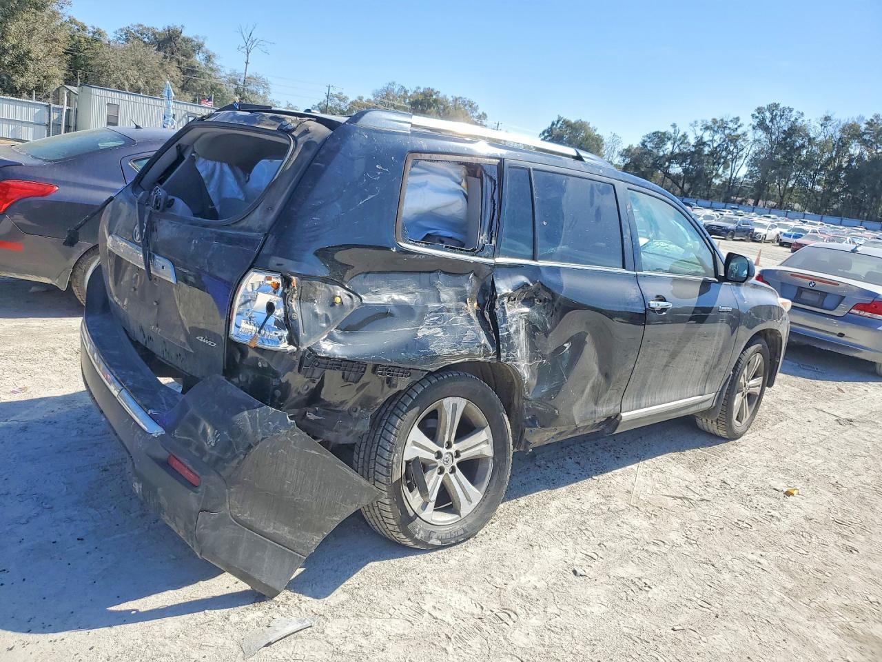 2012 Toyota Highlander Limited - Image 3