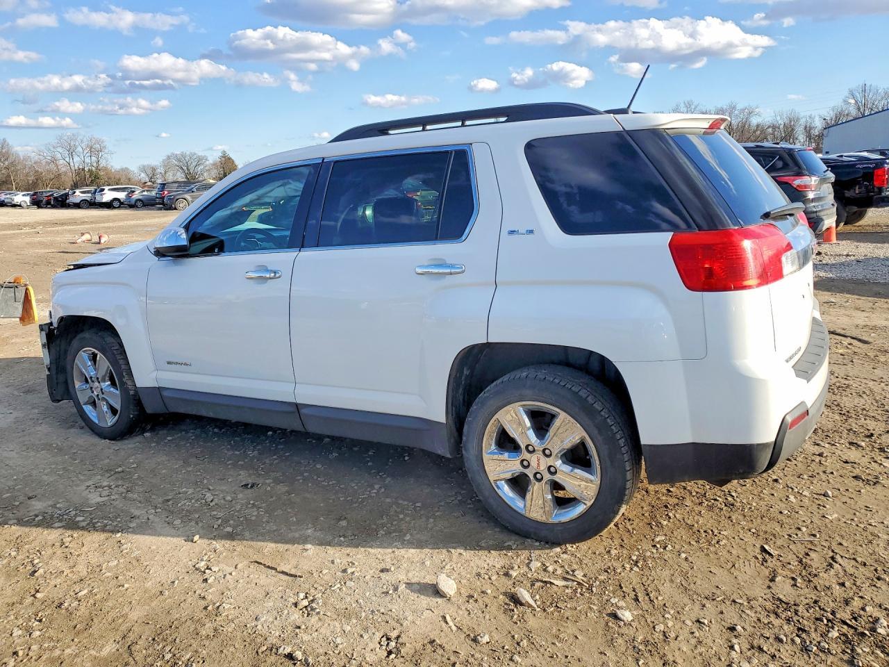 2015 GMC Terrain - Фото 2